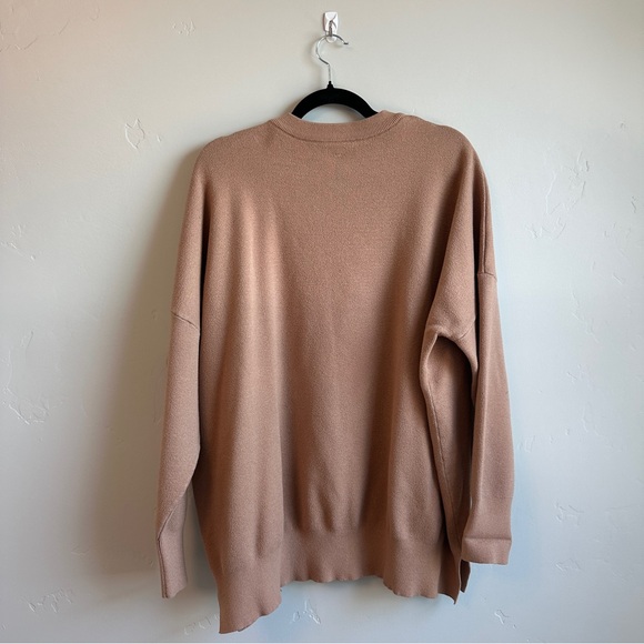 Heart Print Sweater - Picture 3 of 3